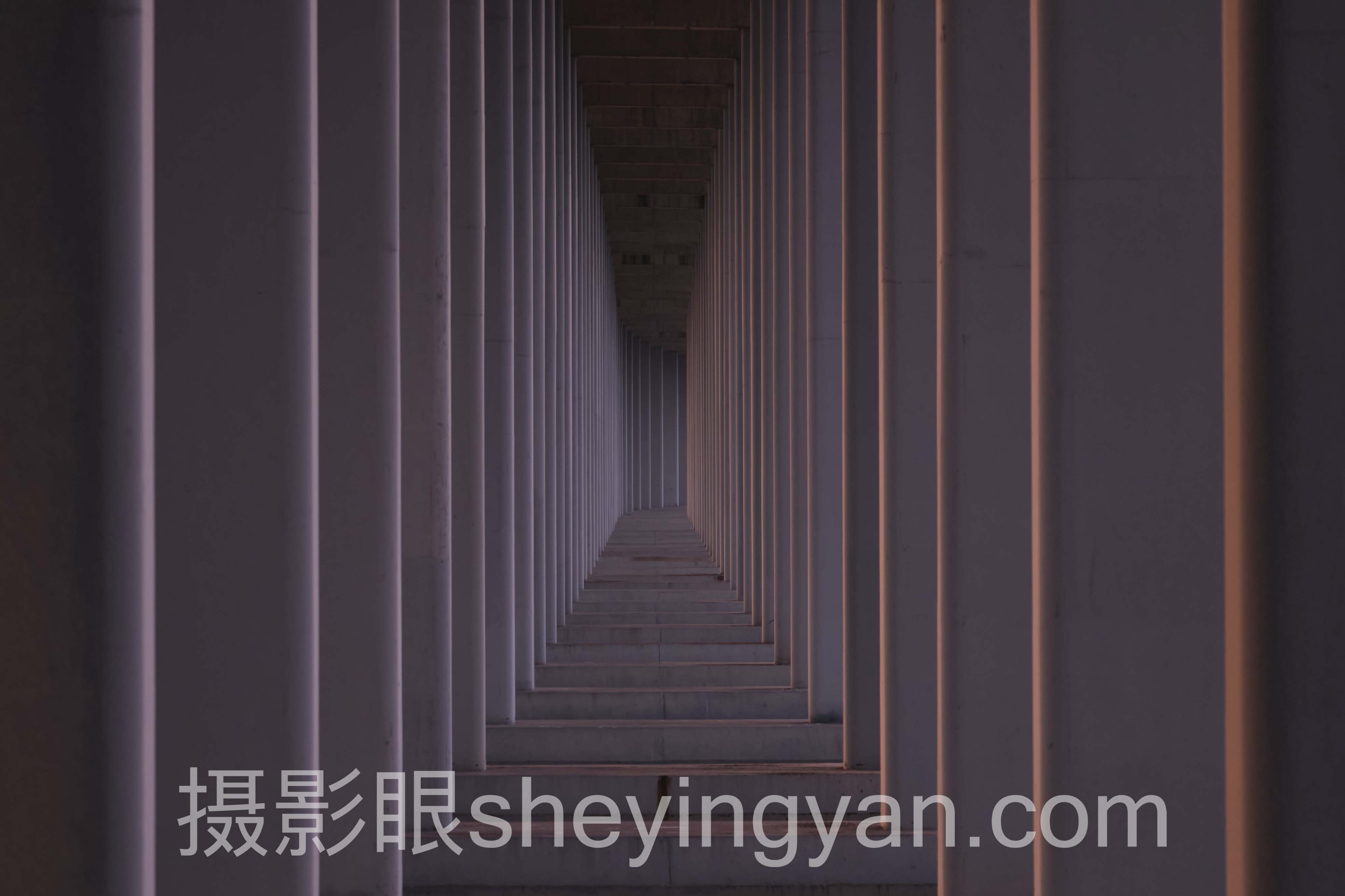 透视摄影基础薄弱怎么进步:照片点评与AI照片评分的破局逻辑
